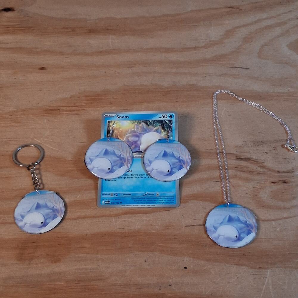 Handmade Snom Jewelry Set Earrings Necklace Keychain Set Round Resin Card
